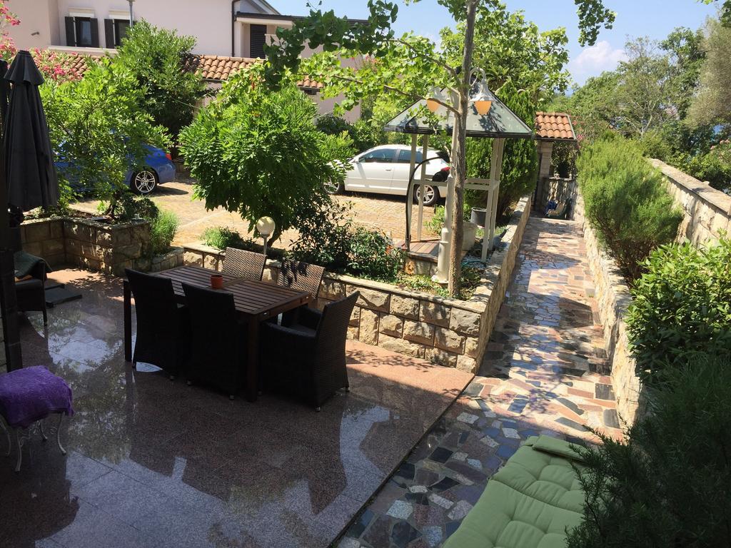 Apartments Papalinna By Moro Malinska Dış mekan fotoğraf